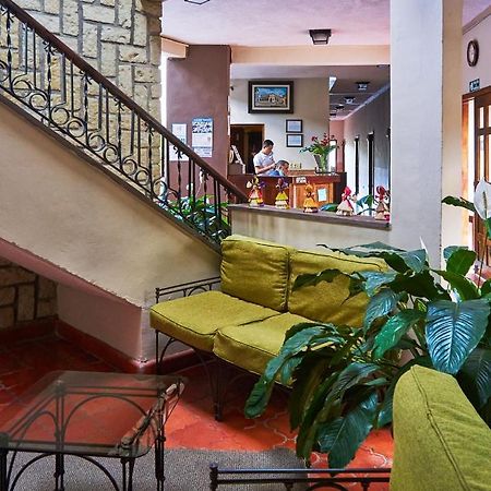 Hotel Plaza Copan Exterior photo